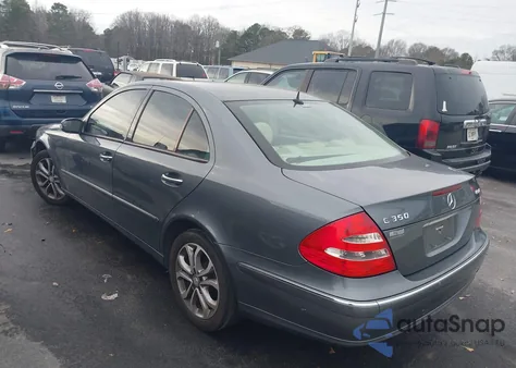 2006 Mercedes-Benz E 350 4Matic z USA, uszkodzony, nr VIN WDBUF87J96X191610